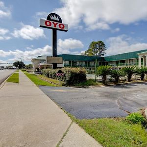 OYO Hotel Douglas GA US-441